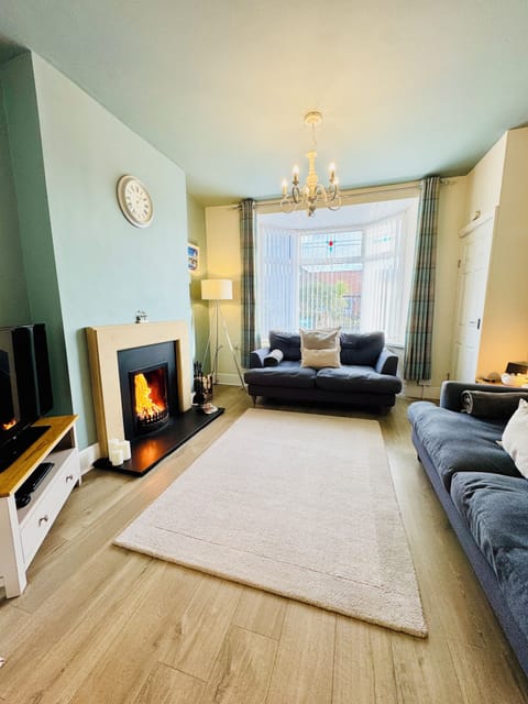 Cosy Living Room with real open fire (1)