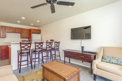 Castle at Kaua'i Kailani K212 - Living Room (4)