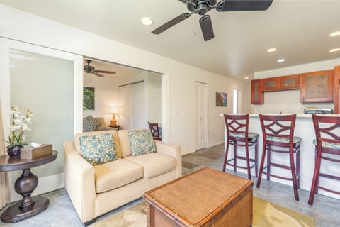 Castle at Kaua'i Kailani K212 - Living Room (3)