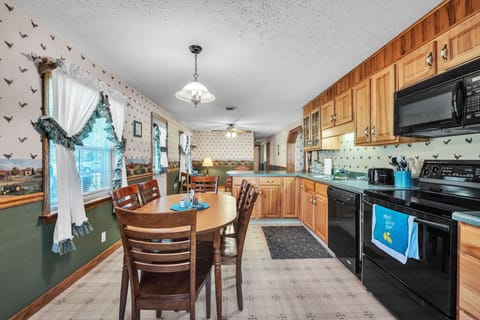 Indoors, Kitchen, Dining Room, Dining Table, Furniture