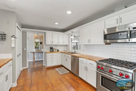 Huge kitchen with upscale appliances. Tons of counter space.