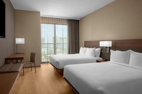 Unit with 2 Queen Beds