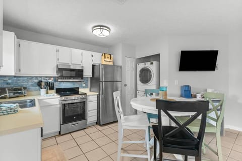 Full kitchen and washer and dryer