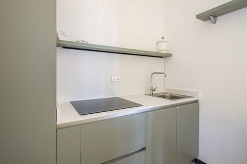 Autumn, Kitchen, Spring, Summer