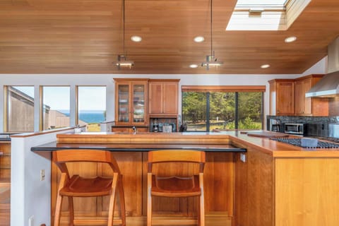Bar seating along the counter