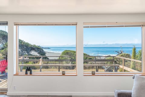 Family room with amazing ocean views