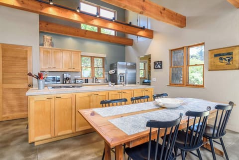 Dining table with seating for 6