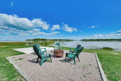 De Tour Village Vacation Rental | 3BR | 1BA | 1,150 Sq Ft | Stairs Required