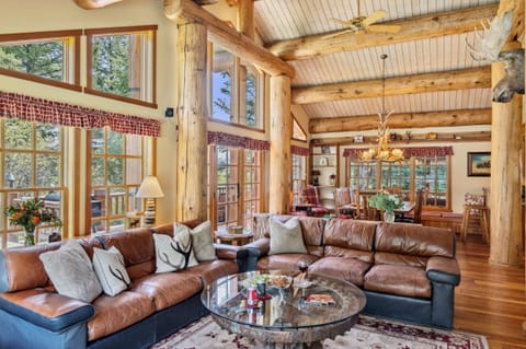 Living Room - The fireplace is currently unavailable for guest use as we await repairs.