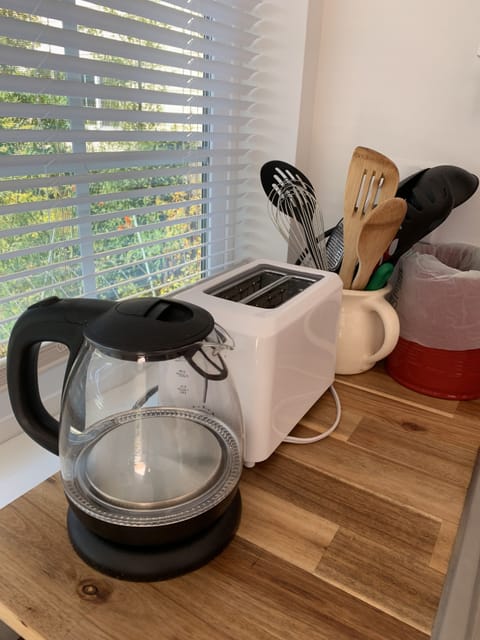 Electric kettle, toaster, and cooking utensils