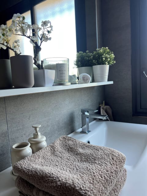 Chambre D'hôte Dans un Lieu D'exception Original et Authentique Bed and Breakfast in Sanary-sur-Mer