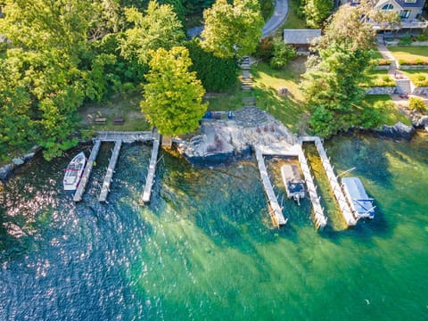 Private Dock & Lake Access