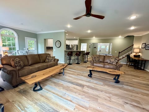 Comfortable Seating Thru Out