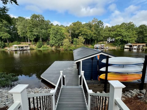 Trex Stairwell to Trex Dock with 6-7 water depth at end of dock