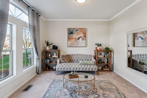 Rest & Relaxation Room - Includes Yoga Matts, Books, Meditation Pillows