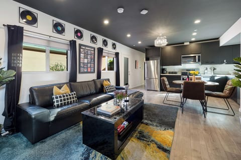Open layout makes it easy for your group to connect.