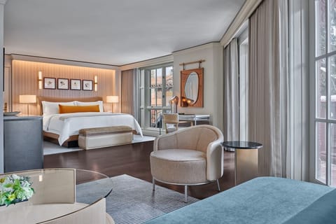 King Bed w/ Sofa Bed