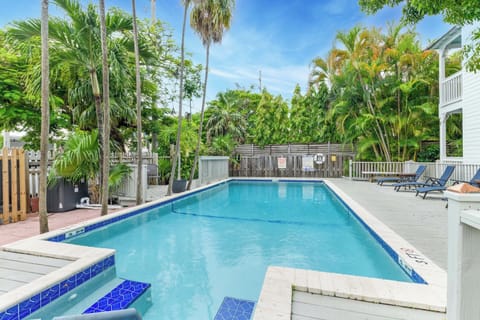 Big Pool!