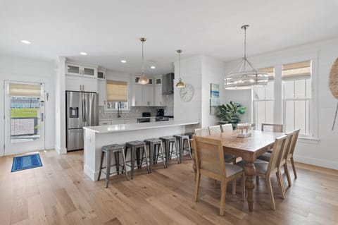 A Seabreeze - First Floor - Open Space Living, Dining and Kitchen Area