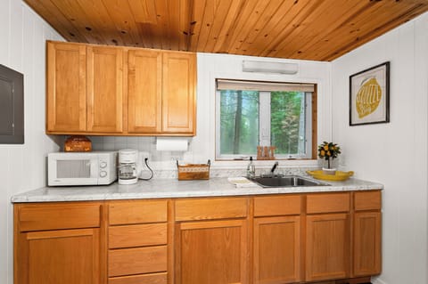 Guest cabin kitchenette