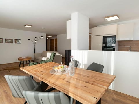 Bachstelze - 2 bedrooms, 2 bathrooms - Waldrand Apartments Apartment in Schladming