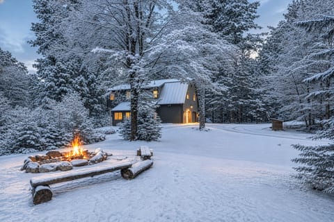 Front yard featuring outdoor firepit