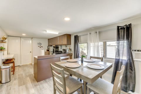 Kitchen | Cooking Basics | Keurig | Trash Bags/Paper Towels