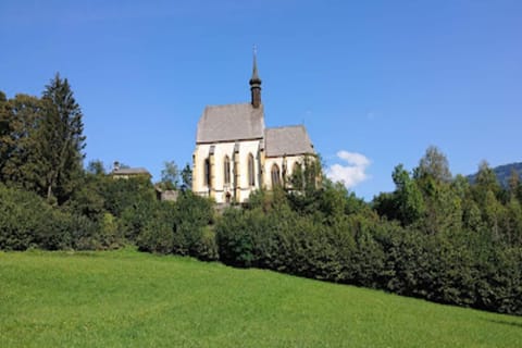 Region [summer] (>5 km)