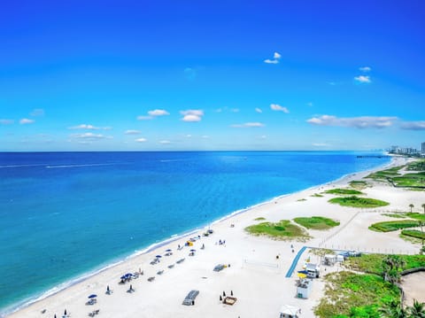 Sun loungers, beach towels