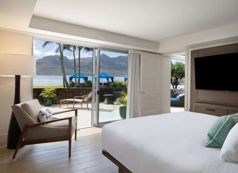 Wake up to island breezes and step straight onto the patio.