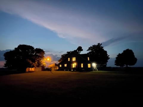 Nighttime in the country. Ahhhh