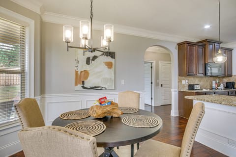 Dining Area | 1st Floor