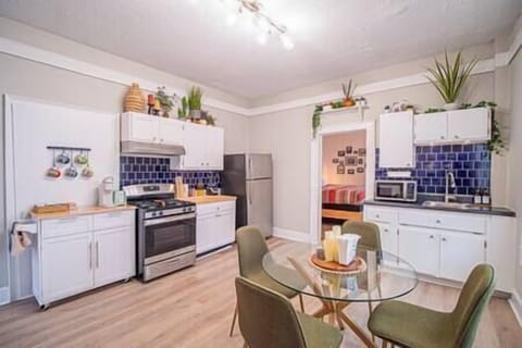 4d387e13-ec7f-4392-9ddb-eb2d4a0f35a4