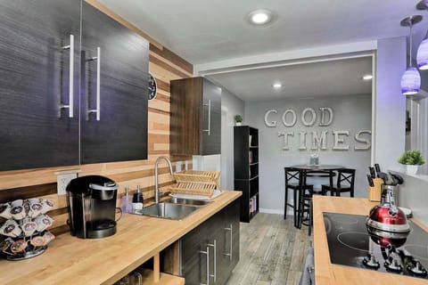 APT 3 has a kitchen and dining room