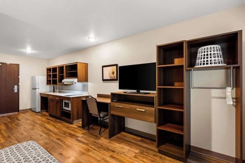 In-room amenities