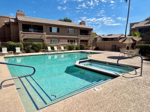 Enticing and relaxing pool and spa. Get your winter sun here!