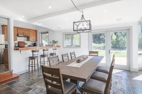 1f519438 88f8 4bd3 bde8 820d60d4e151