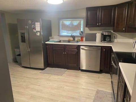 Cute kitchen with breakfast nook