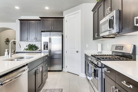 Kitchen | Cooking Basics | Drip Coffee Maker | Microwave | Blender | Toaster