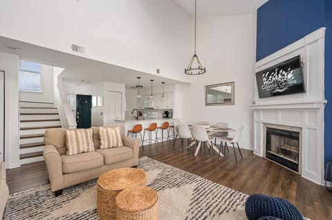 PCBV325: Anchor's Away | ML Great Room