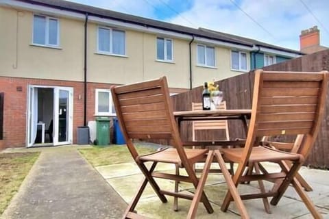 57eab5ce 2994 4a39 a610 bfad10093151