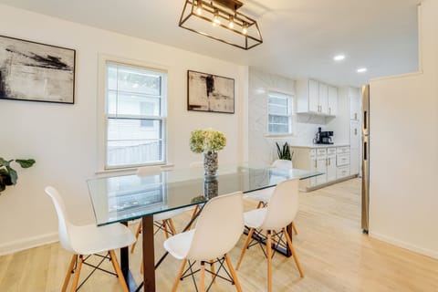 Dining Area | Free WiFi | Central A/C & Heating | High Chair