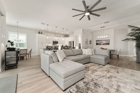 Perfectly large & comfortable couch is perfect for families 