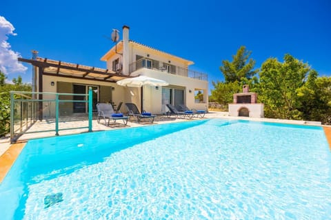 Beautiful villa with private pool and terrace