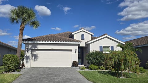 Beautiful 3 Bedroom Home!