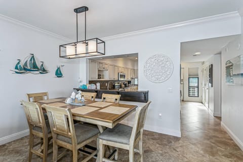 Dining table for 6 is the perfect spot for family game night