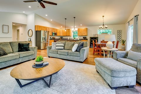 Living Room | Full Sleeper Sofa | Smart TV