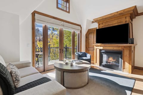 AspenMtnResidences-32B3-4138