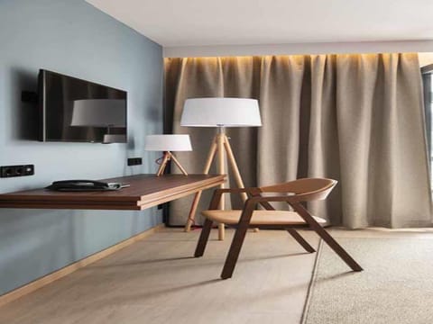 Deluxe Char HP - SEEGLÜCK Hotel Forelle****S House in Spittal an der Drau