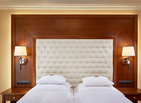 Double room Seeforelle HP - SEEGLÜCK Hotel Forelle****S House in Spittal an der Drau